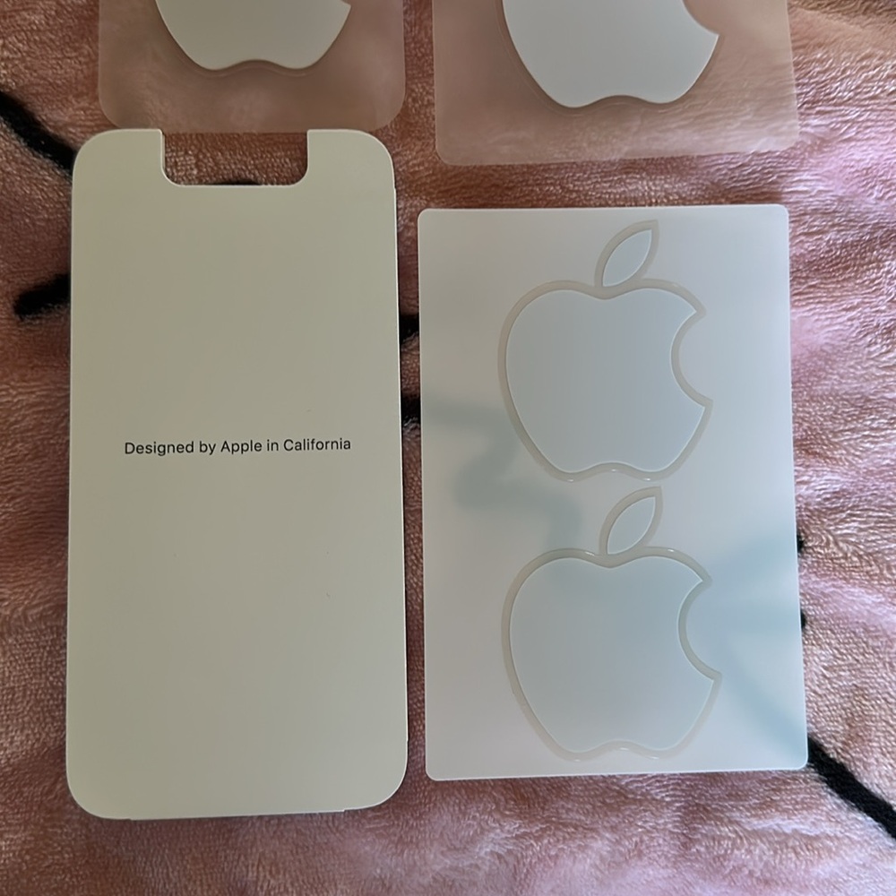 Apple Logo Decals - Picture 3 of 8